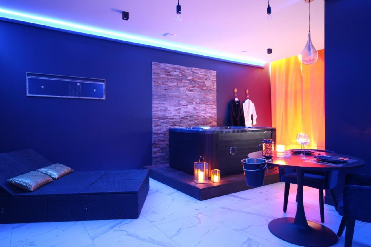 Suite Blue Jacuzzi Le Breuil  Экстерьер фото