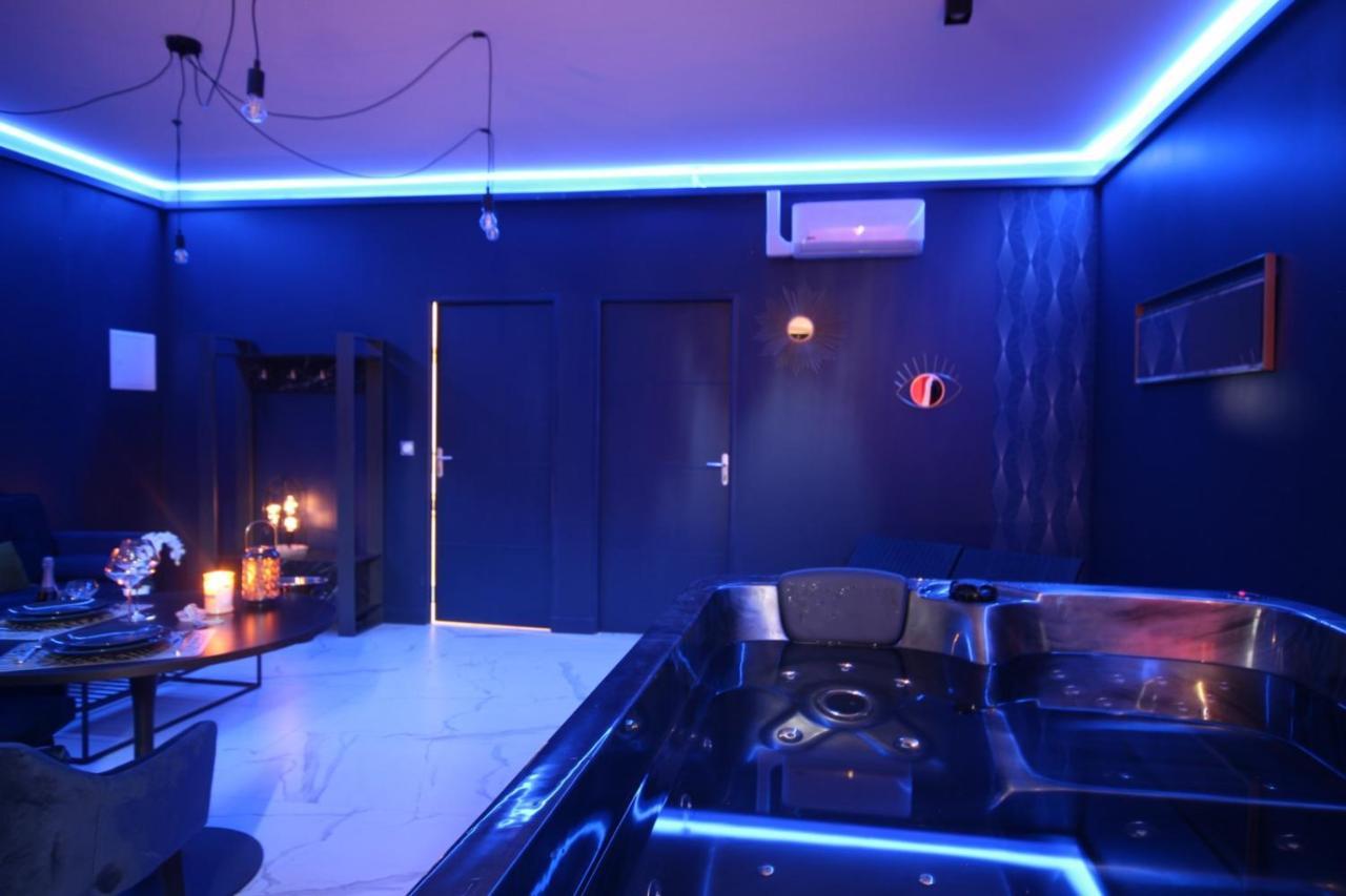 Suite Blue Jacuzzi Le Breuil  Экстерьер фото
