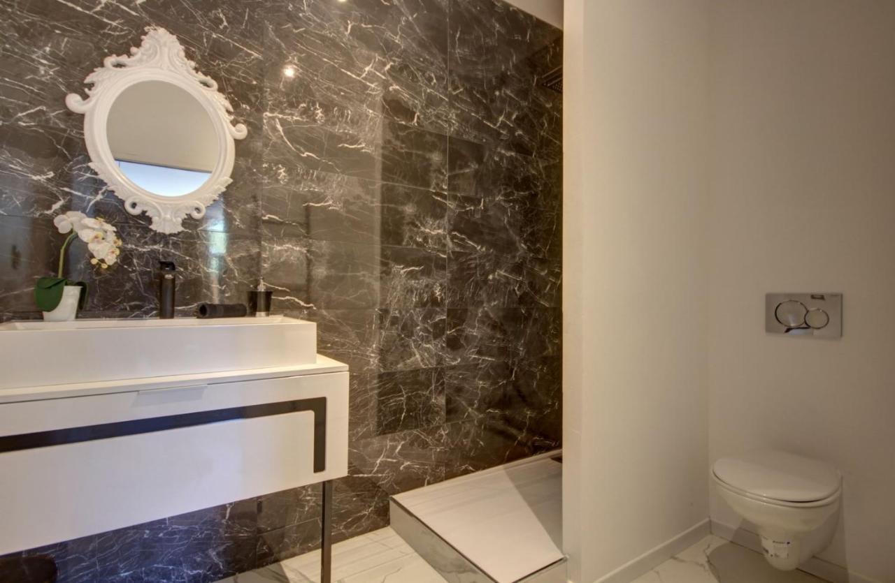Suite Blue Jacuzzi Le Breuil  Экстерьер фото
